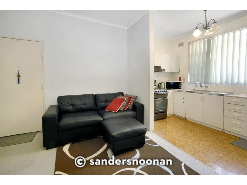 8/24 Oxford Street, Mortdale NSW 2223