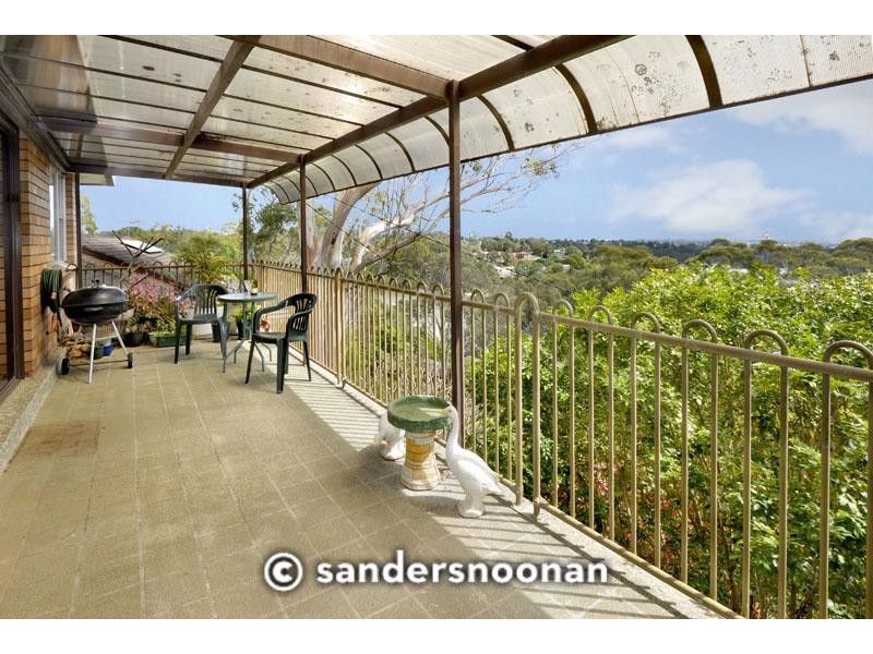 9 Cypress Drive, Lugarno NSW 2210