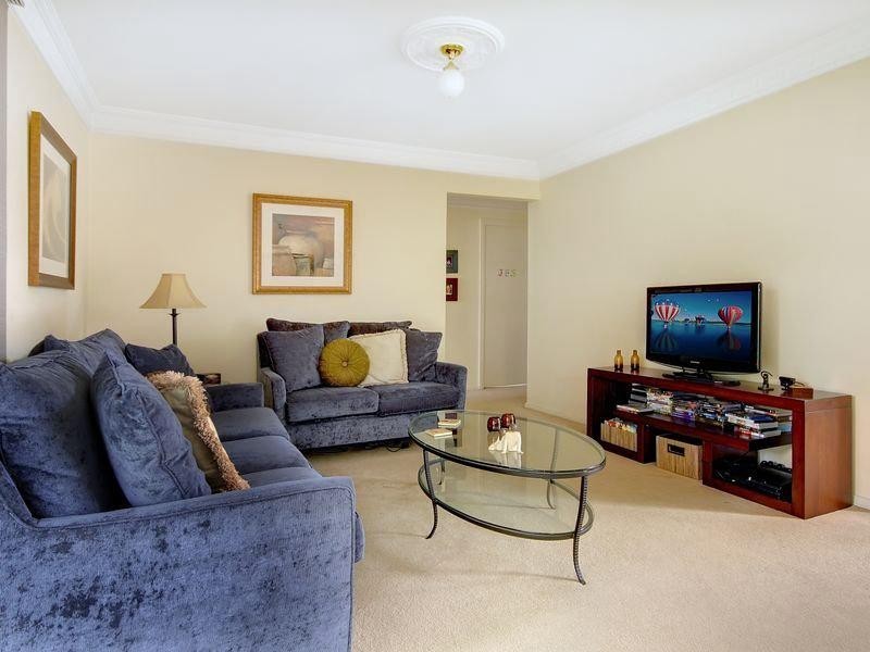 2/28 Samuel Street, Peakhurst NSW 2210
