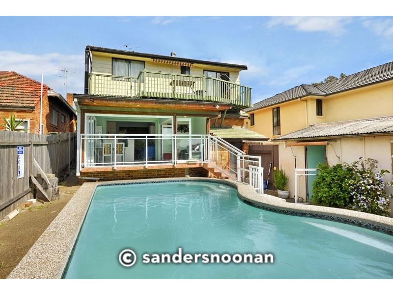 20 Bungalow Road, Peakhurst NSW 2210