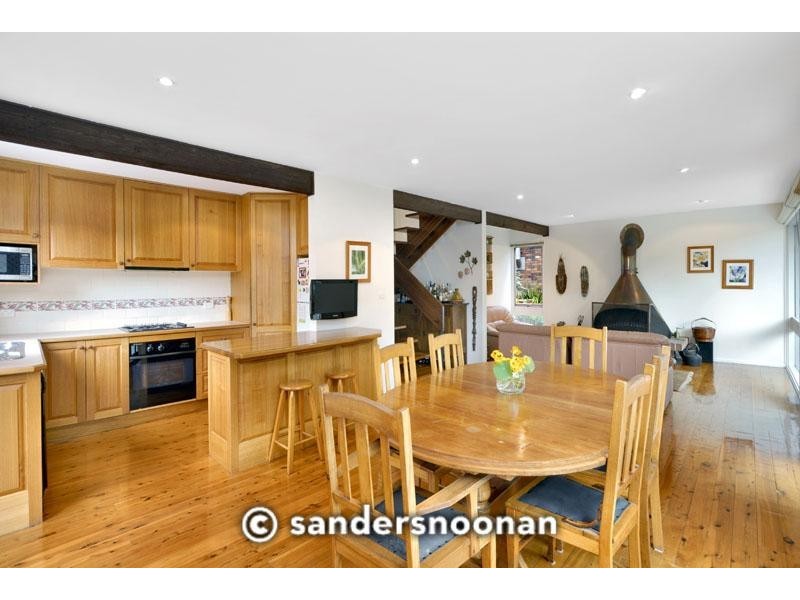 4 Jinna Road, Peakhurst Heights NSW 2210