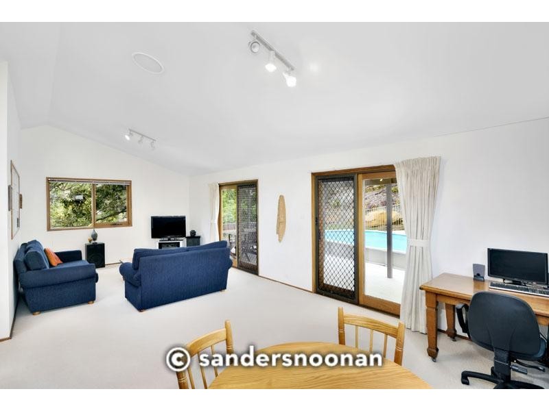 4 Jinna Road, Peakhurst Heights NSW 2210