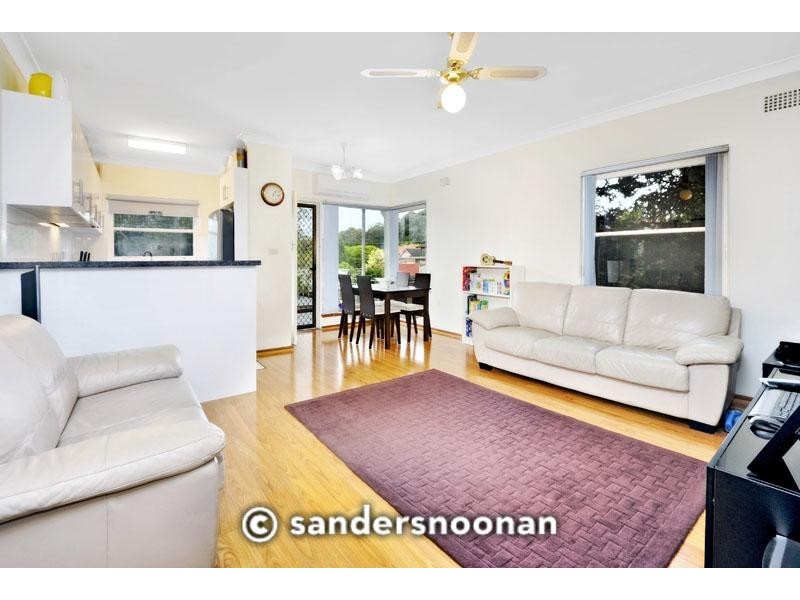 2/126 Railway Parade, Mortdale NSW 2223