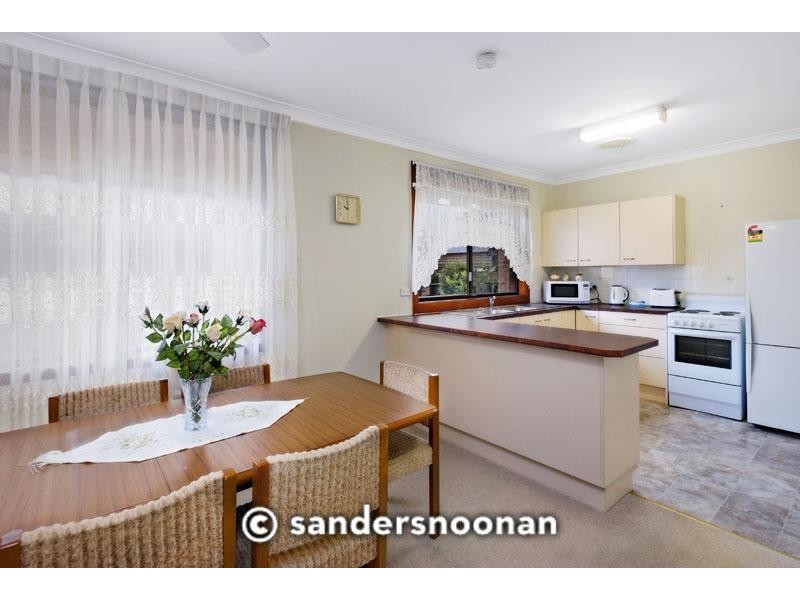 2/15 Central Road, Beverly Hills NSW 2209