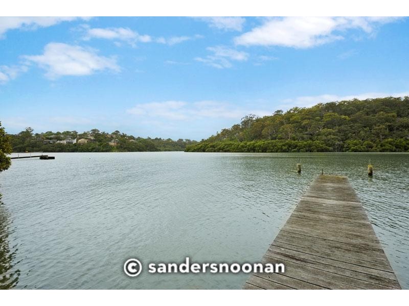 44 Boronia Parade, Lugarno NSW 2210