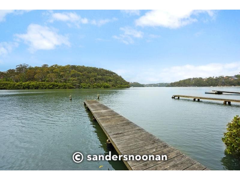 44 Boronia Parade, Lugarno NSW 2210