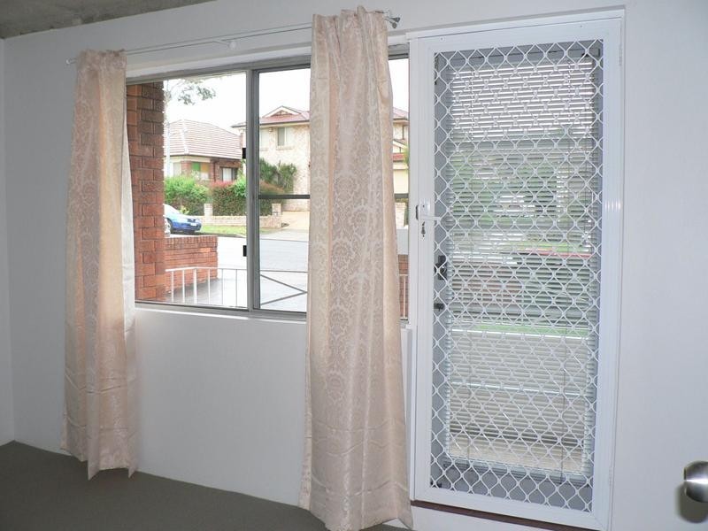 2/13 Thurlow Street, Riverwood NSW 2210