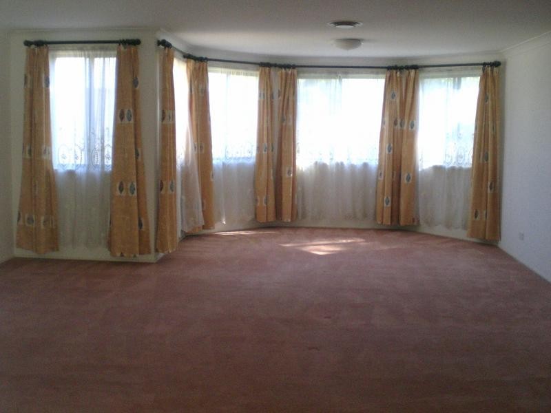 10 Hans Place, Casula NSW 2170