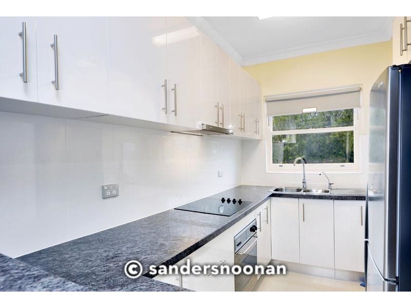 2/126 Railway Parade, Mortdale NSW 2223