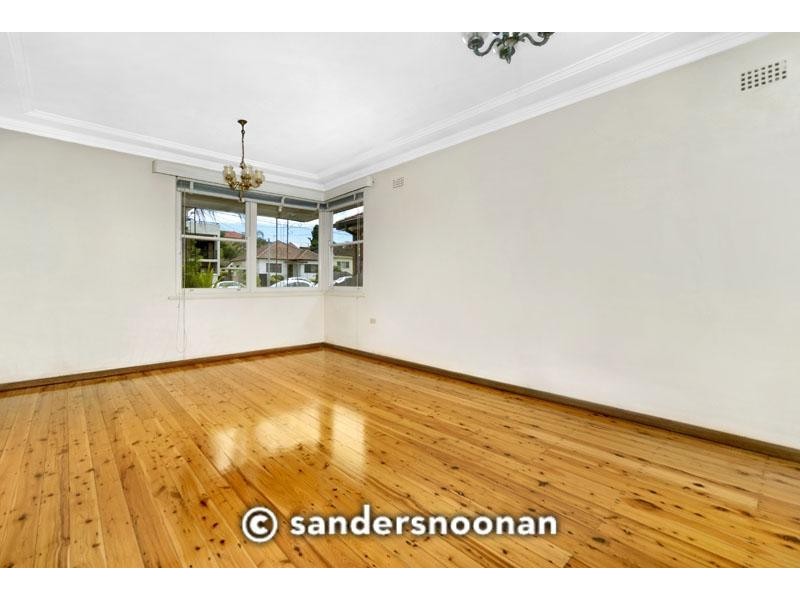 7 Morotai Avenue, Riverwood NSW 2210