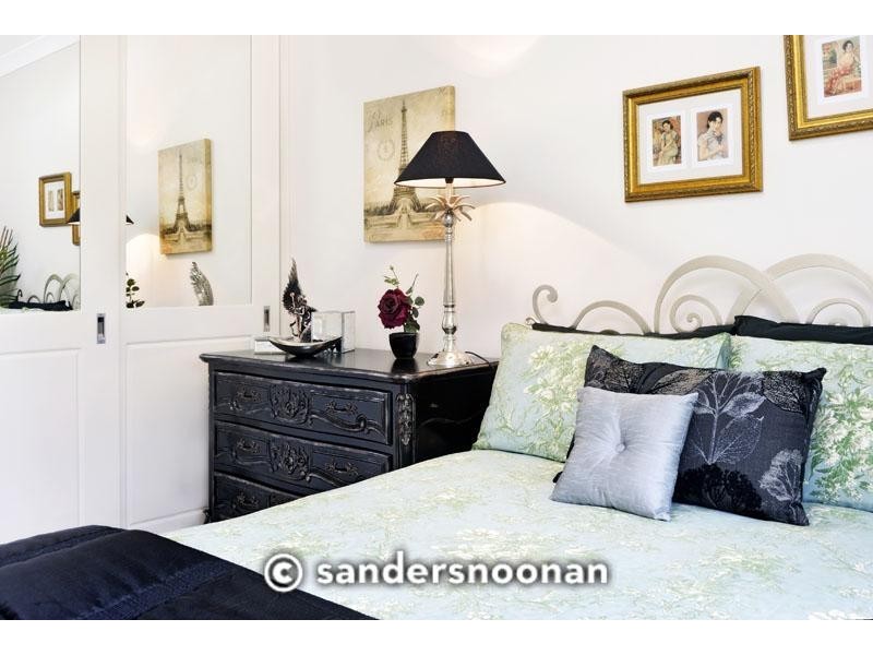 17a Barry Avenue, Mortdale NSW 2223