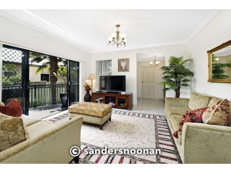 17a Barry Avenue, Mortdale NSW 2223