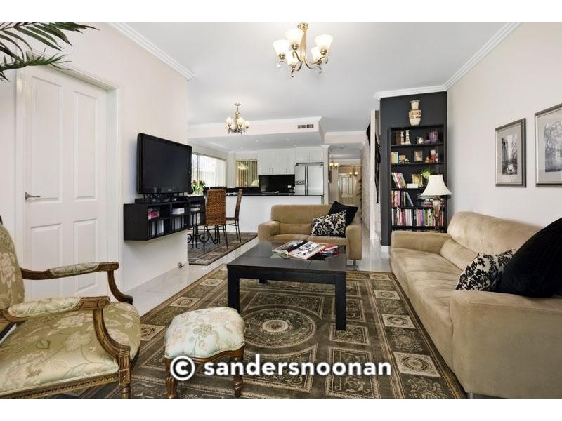 17a Barry Avenue, Mortdale NSW 2223