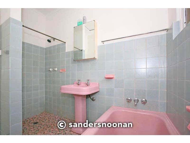 13 Angus Avenue, Peakhurst NSW 2210