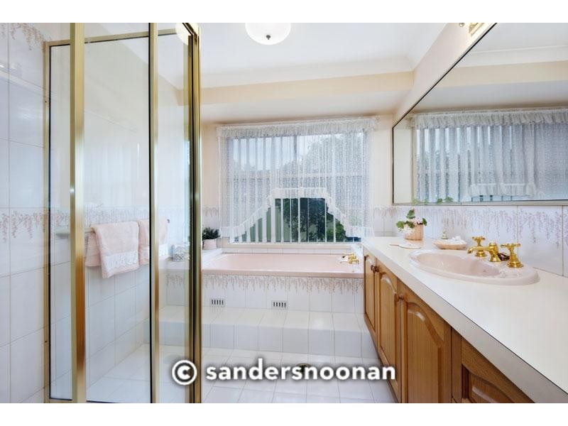 2 McManus Place, Lugarno NSW 2210