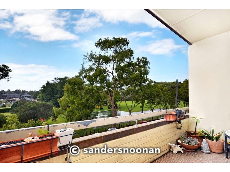 8/33 Cambridge Street, Penshurst NSW 2222