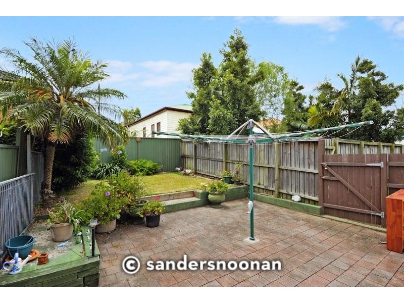 42 Universal Street, Mortdale NSW 2223