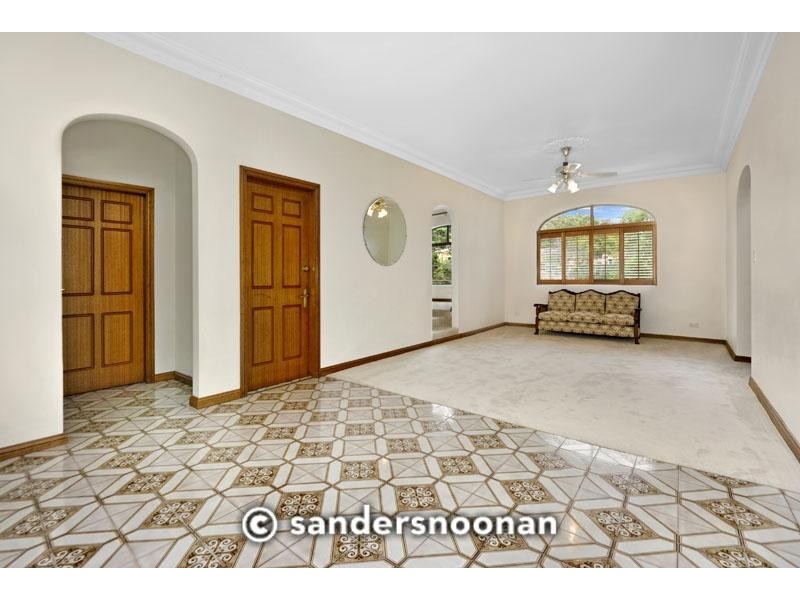 12 Banksia Place, Lugarno NSW 2210