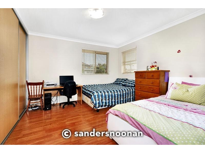 2/31 Graham Road, Narwee NSW 2209