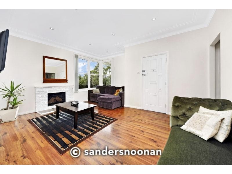 73 Lawrence Street, Peakhurst NSW 2210