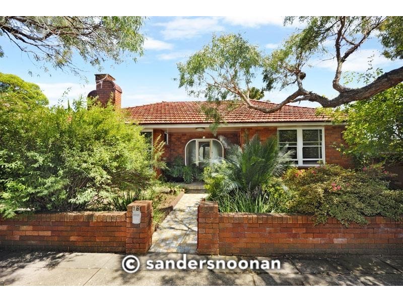 16 Kingsgrove Avenue, Kingsgrove NSW 2208