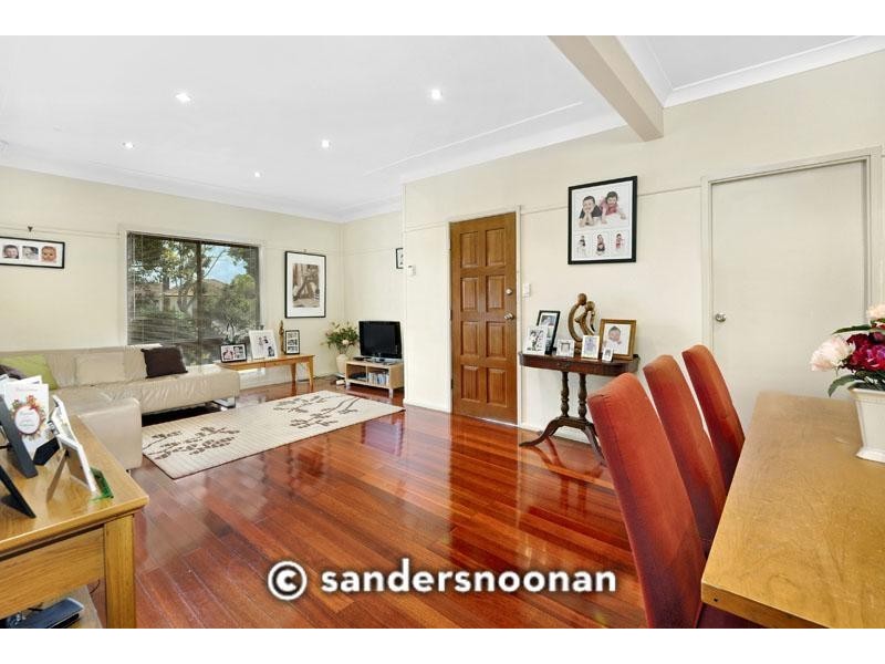 22 Hugh Avenue, Peakhurst NSW 2210