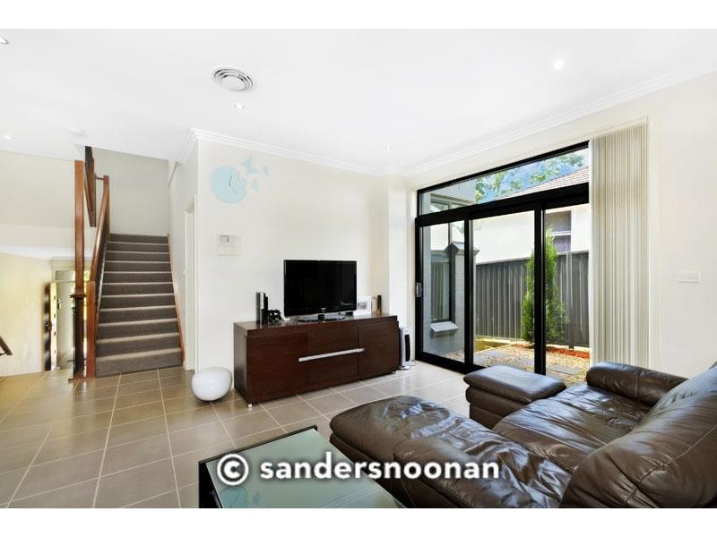 23a Lawrence Street, Peakhurst NSW 2210