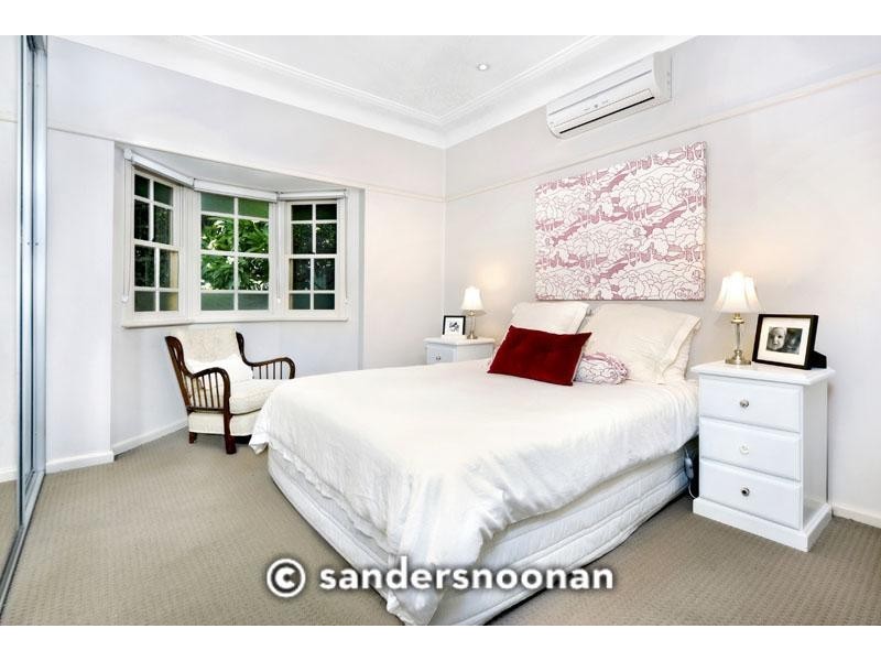 6 Highland Road, Peakhurst NSW 2210