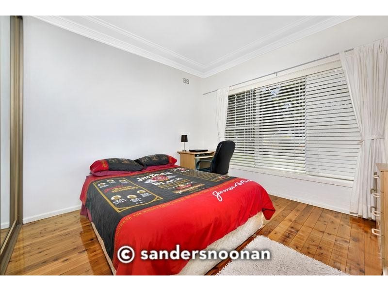 19 Caledonia Street, Peakhurst NSW 2210