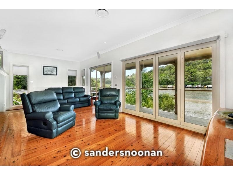 142 Lugarno Parade, Lugarno NSW 2210