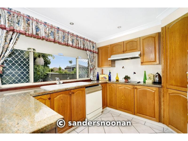 26 Greenlands Avenue, Peakhurst NSW 2210