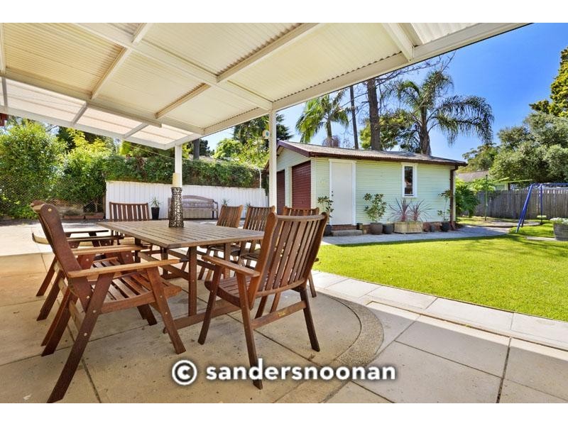 1 Linden Crescent, Lugarno NSW 2210