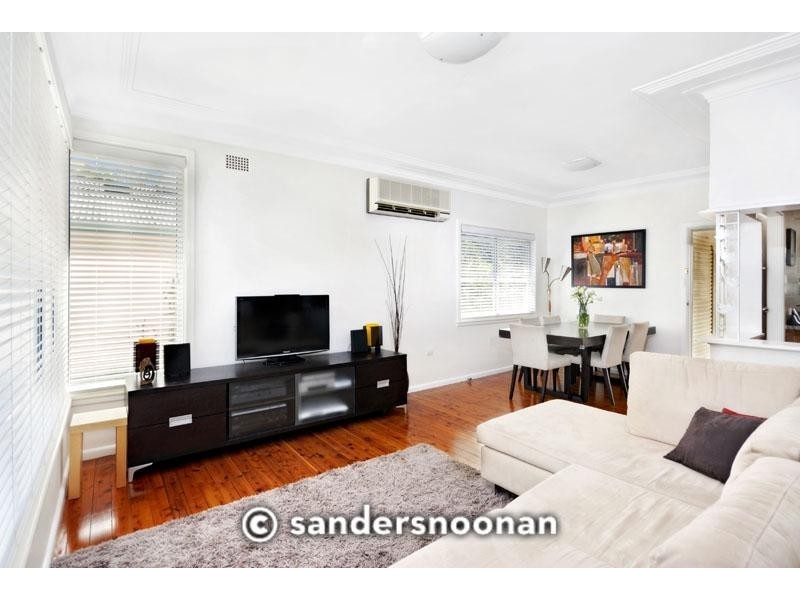 1 Linden Crescent, Lugarno NSW 2210