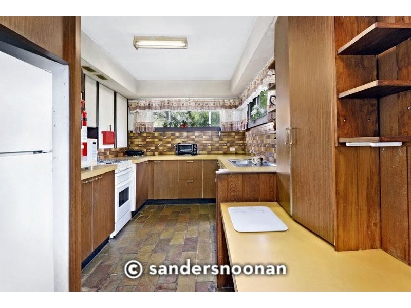 167 Belmore Road, Peakhurst NSW 2210