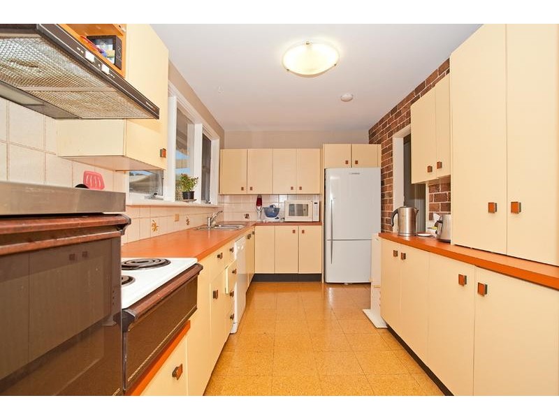 12 Vista Avenue, Peakhurst Heights NSW 2210