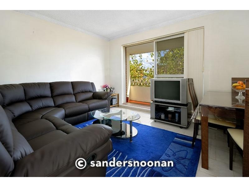 8/25 Romilly Street, Riverwood NSW 2210