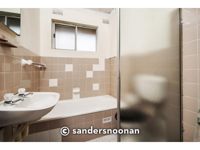 8/25 Romilly Street, Riverwood NSW 2210