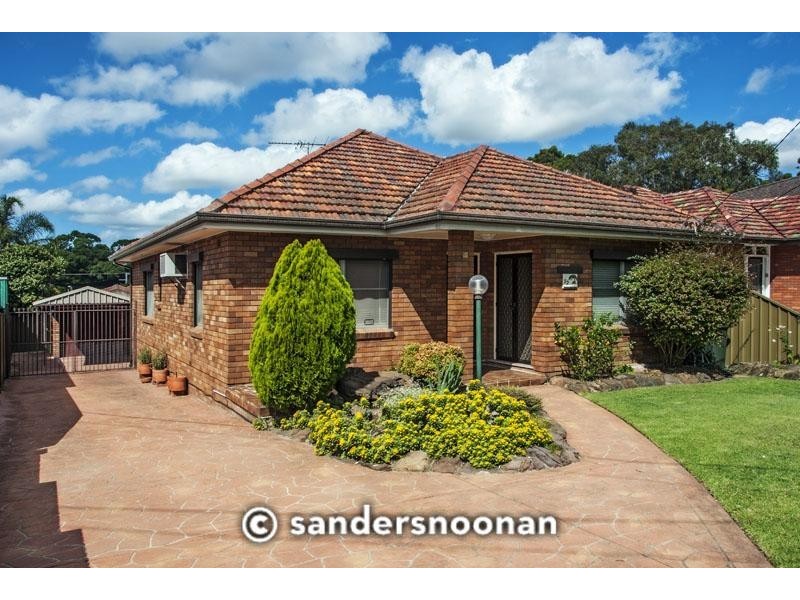 52 Caloola Crescent, Beverly Hills NSW 2209