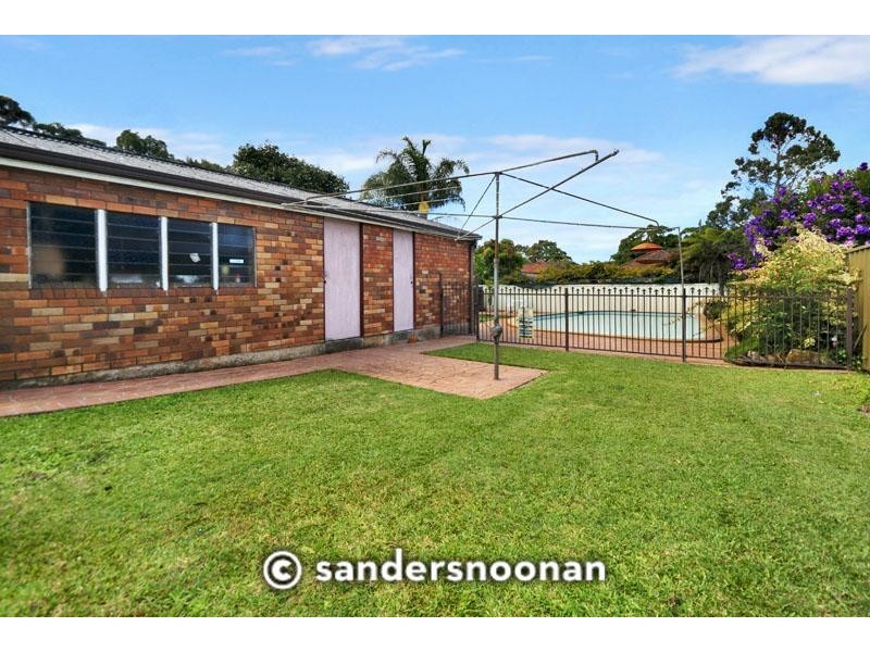 52 Caloola Crescent, Beverly Hills NSW 2209