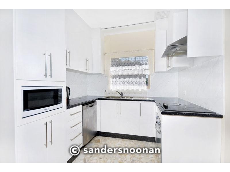 3 Lesley Crescent, Mortdale NSW 2223