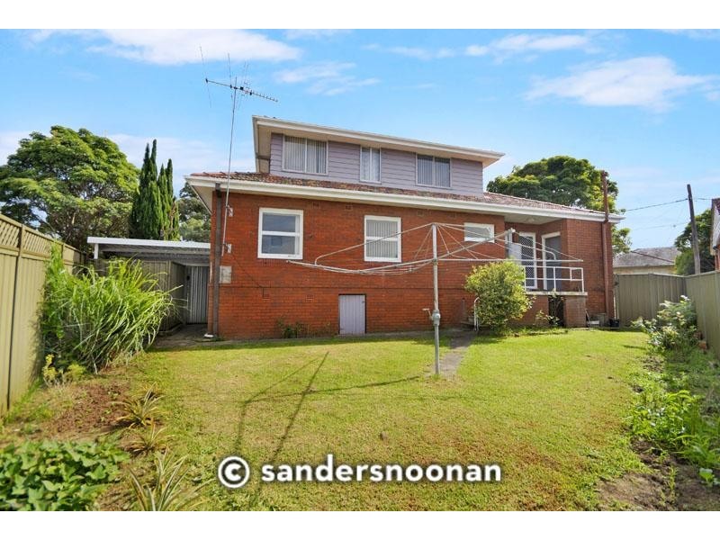 3 Lesley Crescent, Mortdale NSW 2223