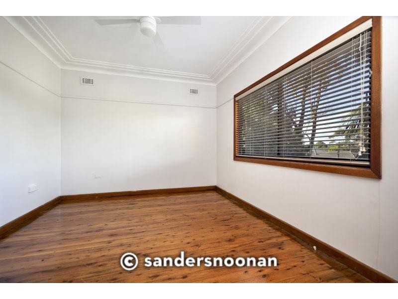 32 Barwon Road, Mortdale NSW 2223