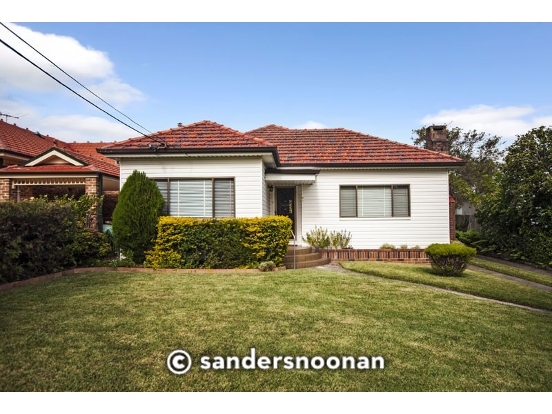51 Samuel Street, Peakhurst NSW 2210