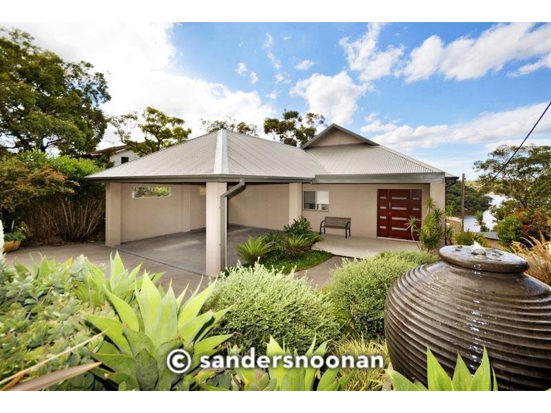 26 Boronia Parade, Lugarno NSW 2210