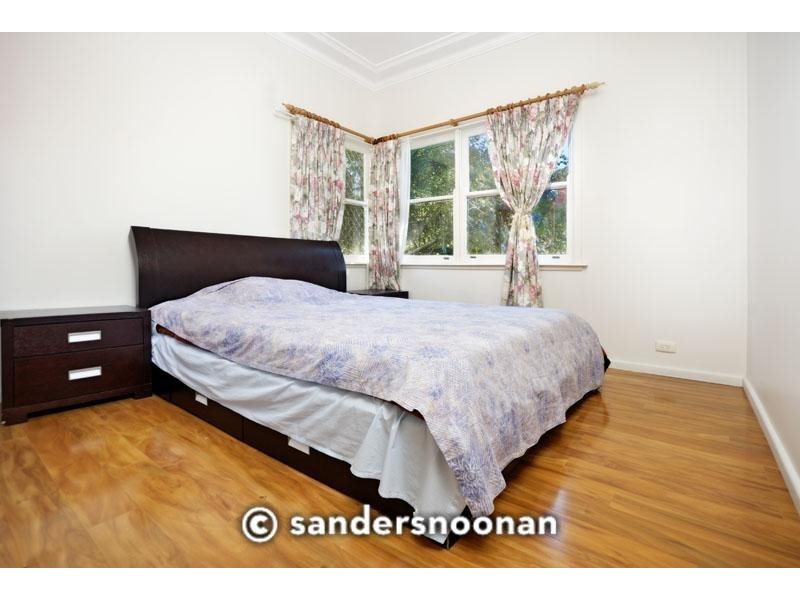24 Clarence Street, Macquarie Fields NSW 2564
