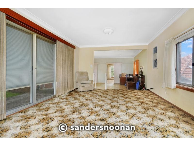 10 Koorabel Street, Lugarno NSW 2210