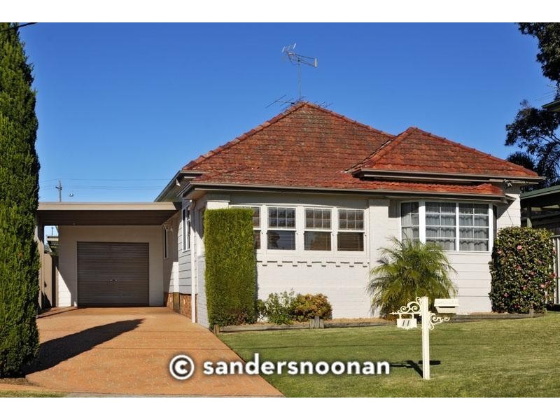 11 Prospect Road, Peakhurst NSW 2210