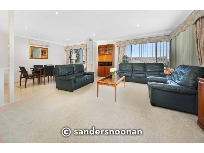 7 Gentian Place, Lugarno NSW 2210