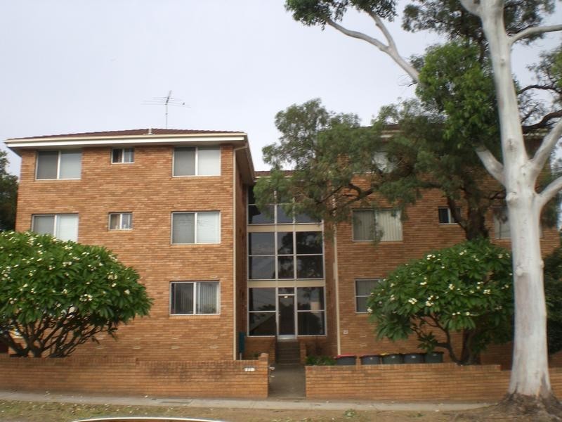 1/21 Romilly Street, Riverwood NSW 2210