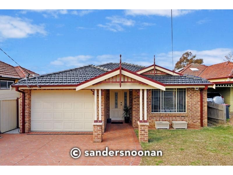 81 Baumans Road, Peakhurst NSW 2210